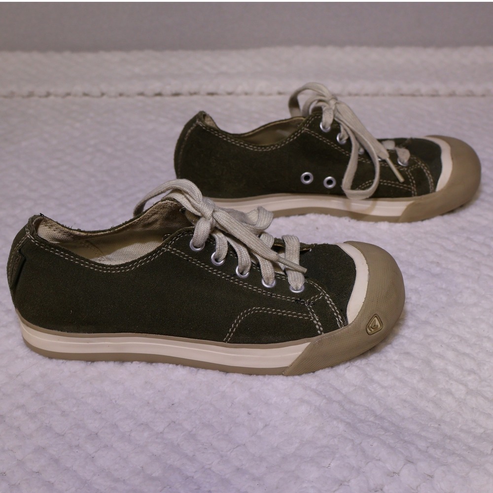 Keen Kids Size 2 Coronada Sneakers Olive Green Suede Low Top